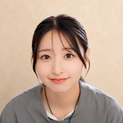 紗友里（社会人6年目のクール清楚）